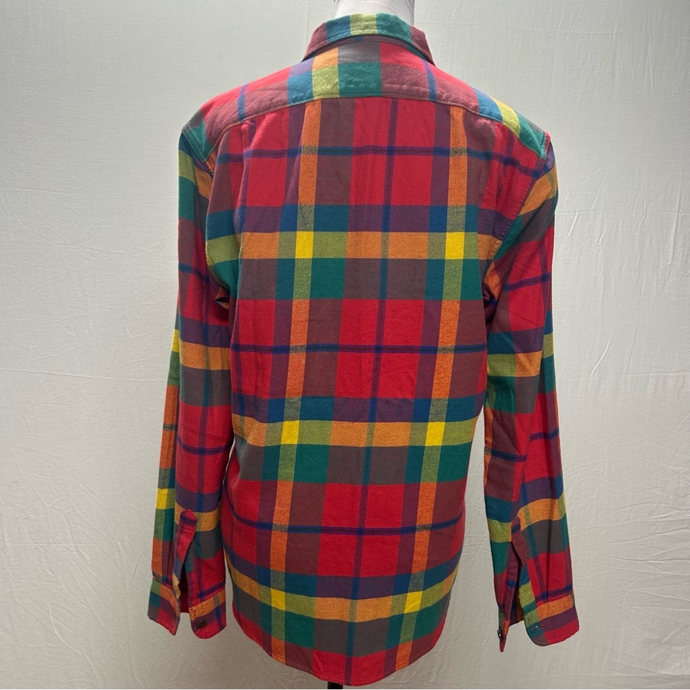 J.Crew Midweight Flannel Workshirt in a multi-color plaid pattern M - Picture 3 of 16